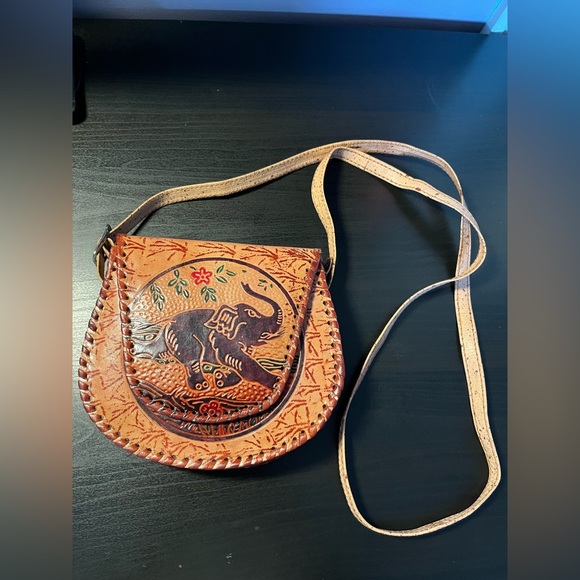 Crossbody Purse from India - 5 for $25 for items marked with ⭐️ - Picture 1 of 4